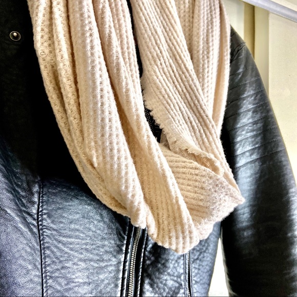 New Tan Textured Infinity scarf | Wrap Neck Scarf - Picture 4 of 8